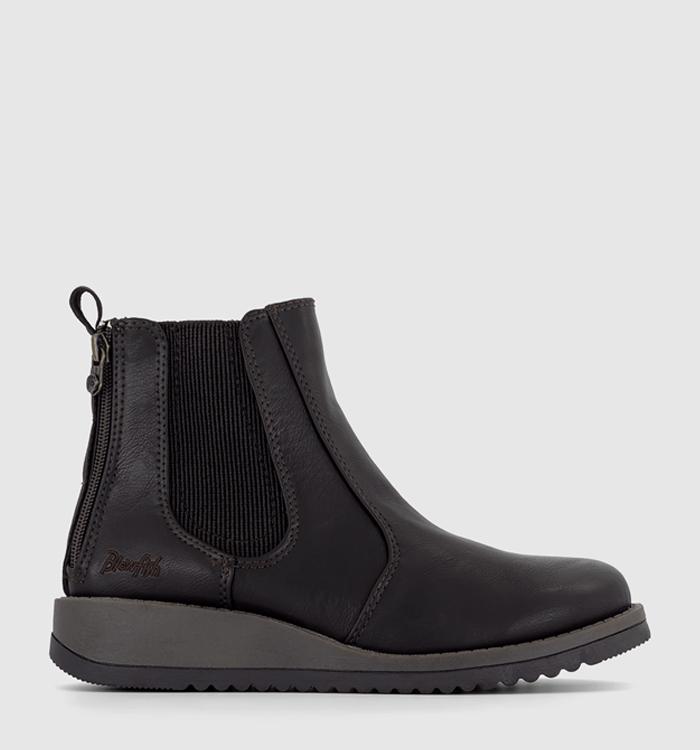 Blowfish shop visitor boot