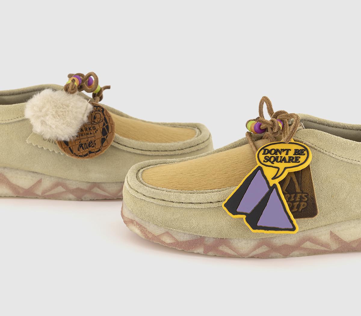 (USED) Aries × Clarks Wallabee UK6 1/2 Aries Arise x Clarks Originals - Wallabee (Maple) – MILK STORE