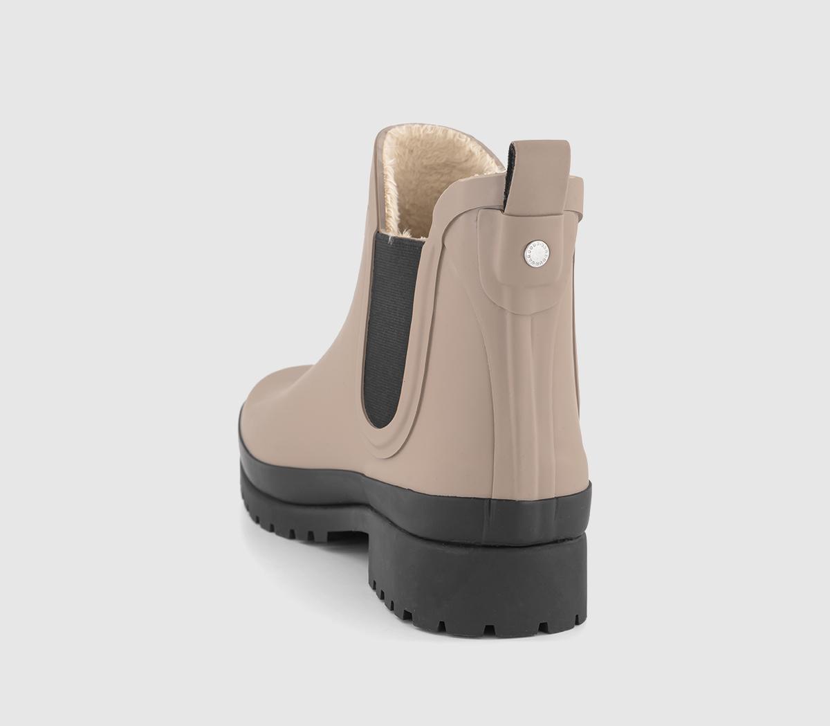 BarbourAubrey Fur Lined Welly Boots BarbourAubrey Fur Lined Welly Boots Putty
