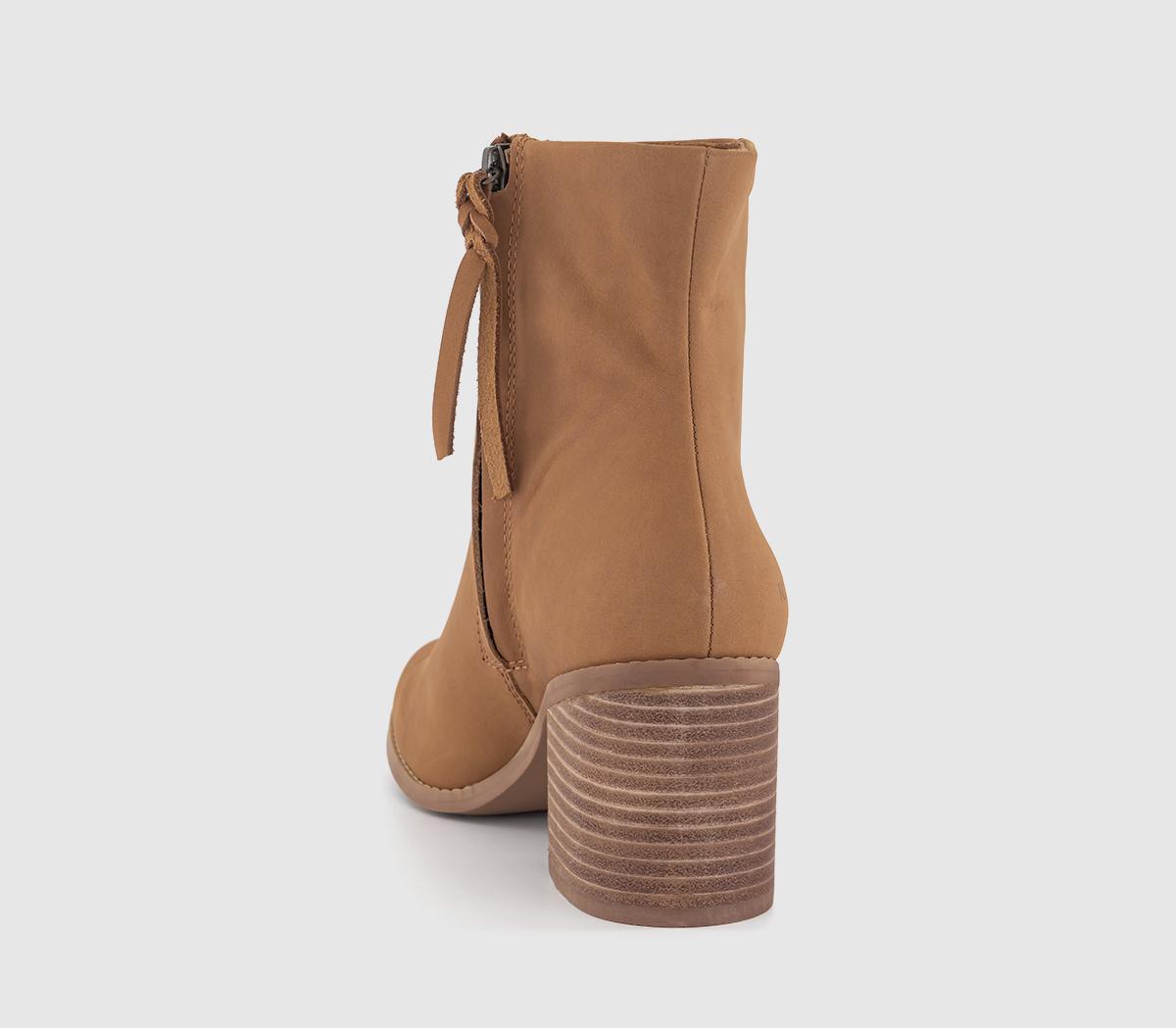 TOMS Evelyn Heeled Boots TOMS Evelyn Heeled Boots Tan Leather