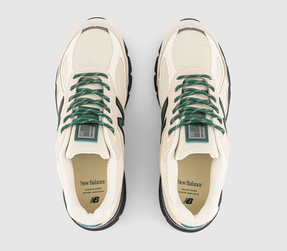 New Balance990V4 'Made in USA' TrainersMacadamia Nut Black