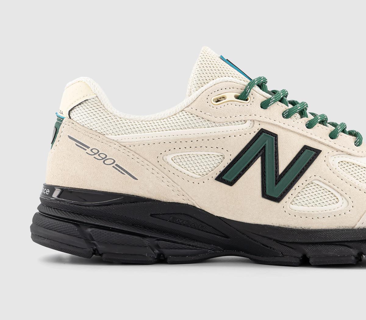 New Balance990V4 'Made in USA' TrainersMacadamia Nut Black