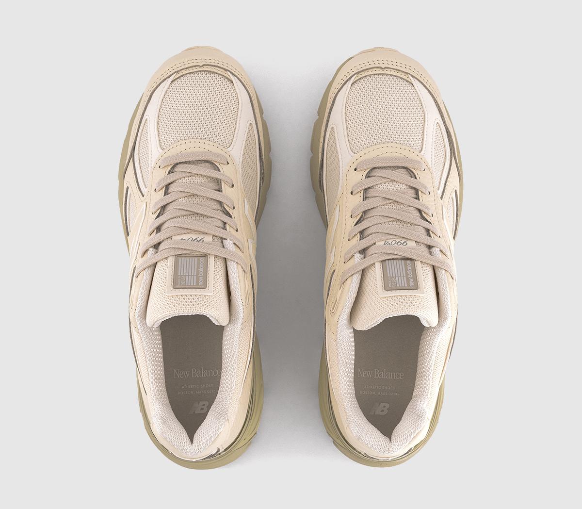 New Balance990v4 TrainersMacadamia Nut