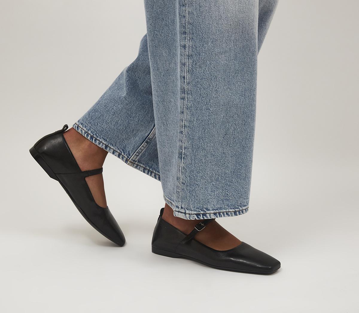 Vagabond ShoemakersDelia Mary Jane ShoesBlack