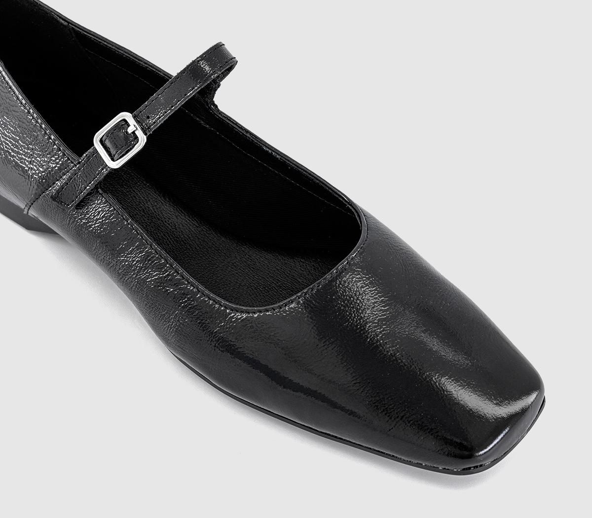 Vagabond ShoemakersDelia Mary Jane Shoes Vagabond ShoemakersDelia Mary Jane ShoesBlack Patent Leather
