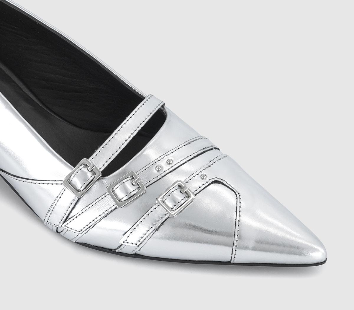 Vagabond ShoemakersLykke Strap Kitten Heels Vagabond ShoemakersLykke Strap Kitten HeelsSilver