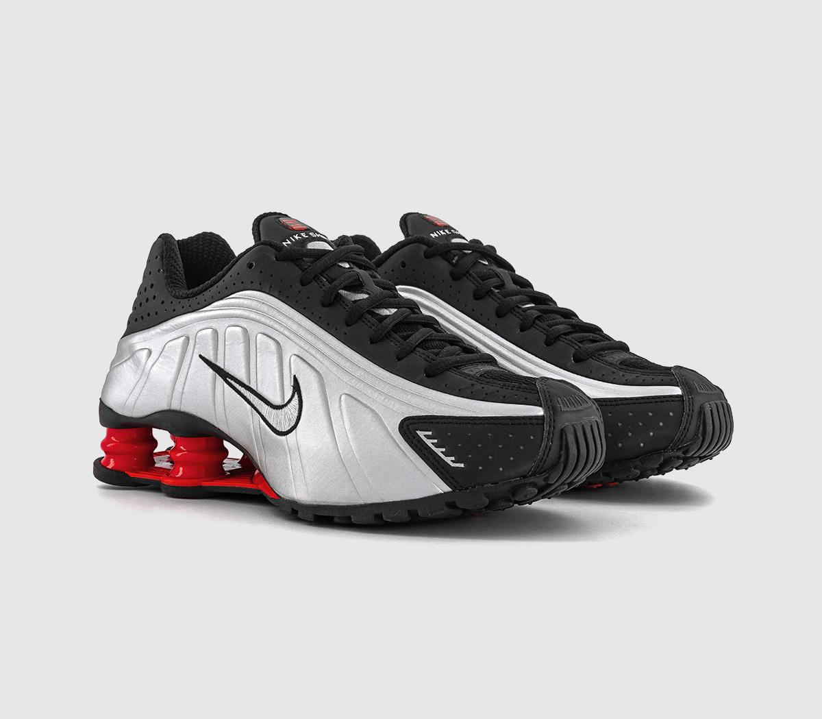 NikeShox R4 TrainersBlack Metallic Silver Light Crimson
