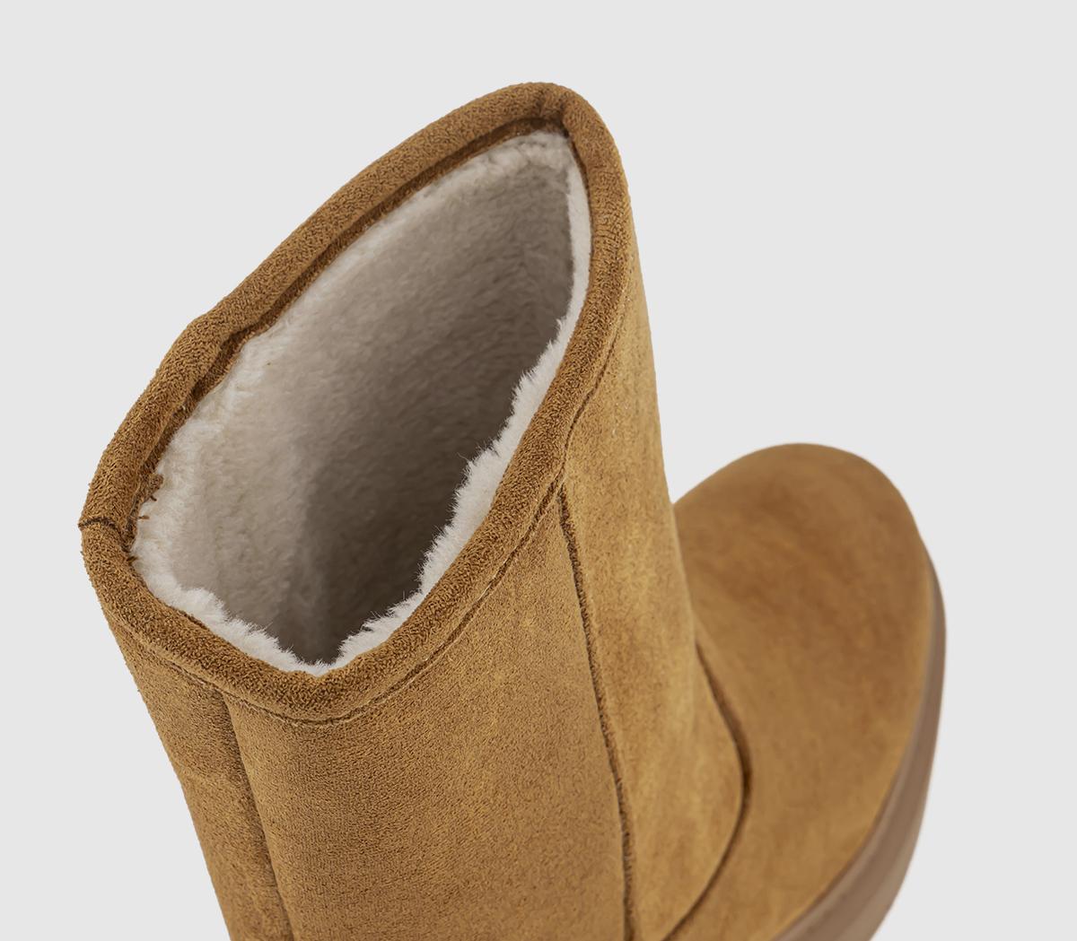 OFFICEAlaska Warm Lined Boots OFFICEAlaska Warm Lined BootsTan