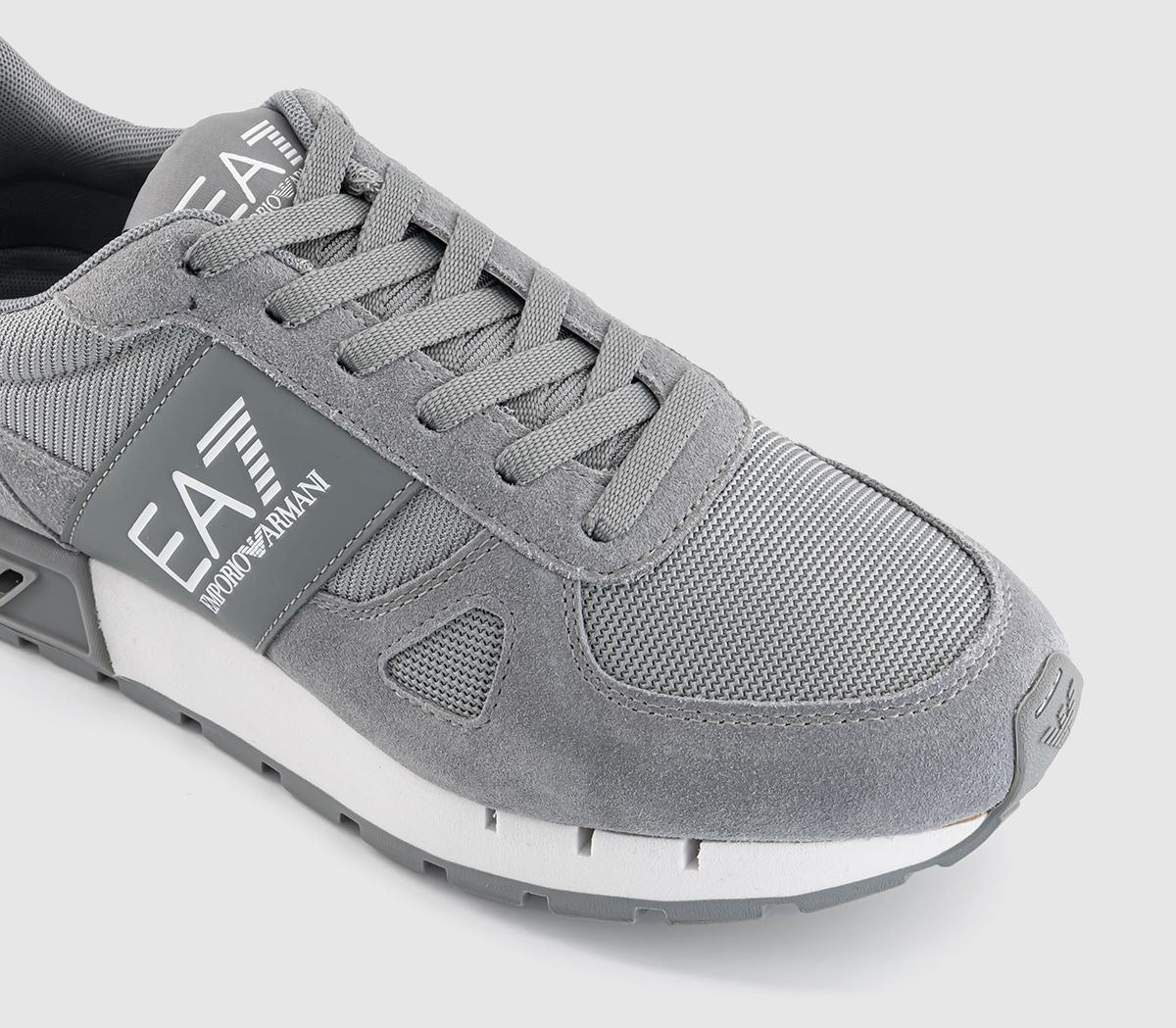 EA7 Black& White Legacy Trainers EA7 Black& White Legacy Trainers Griffin White