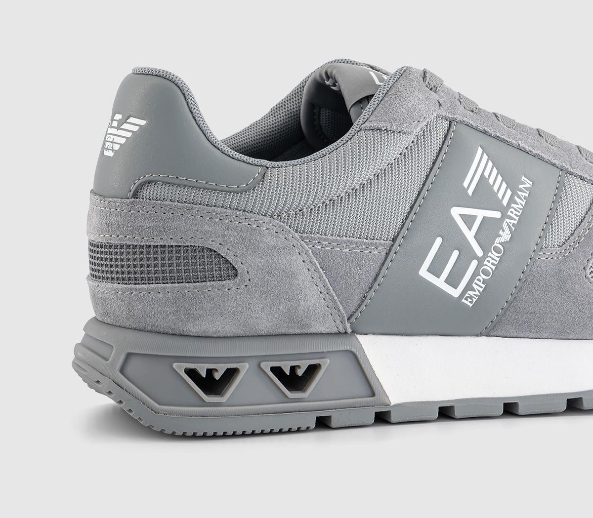 EA7 Black& White Legacy Trainers EA7 Black& White Legacy Trainers Griffin White