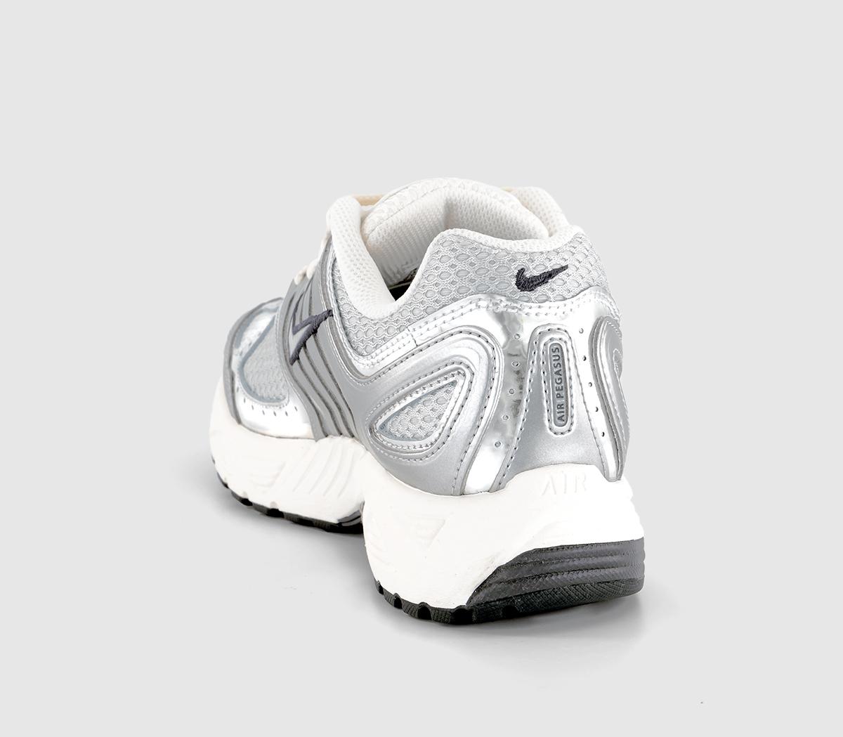 NikeAir Peg 2K5 TrainersPhoton Dust Chrome Gridiron Sail