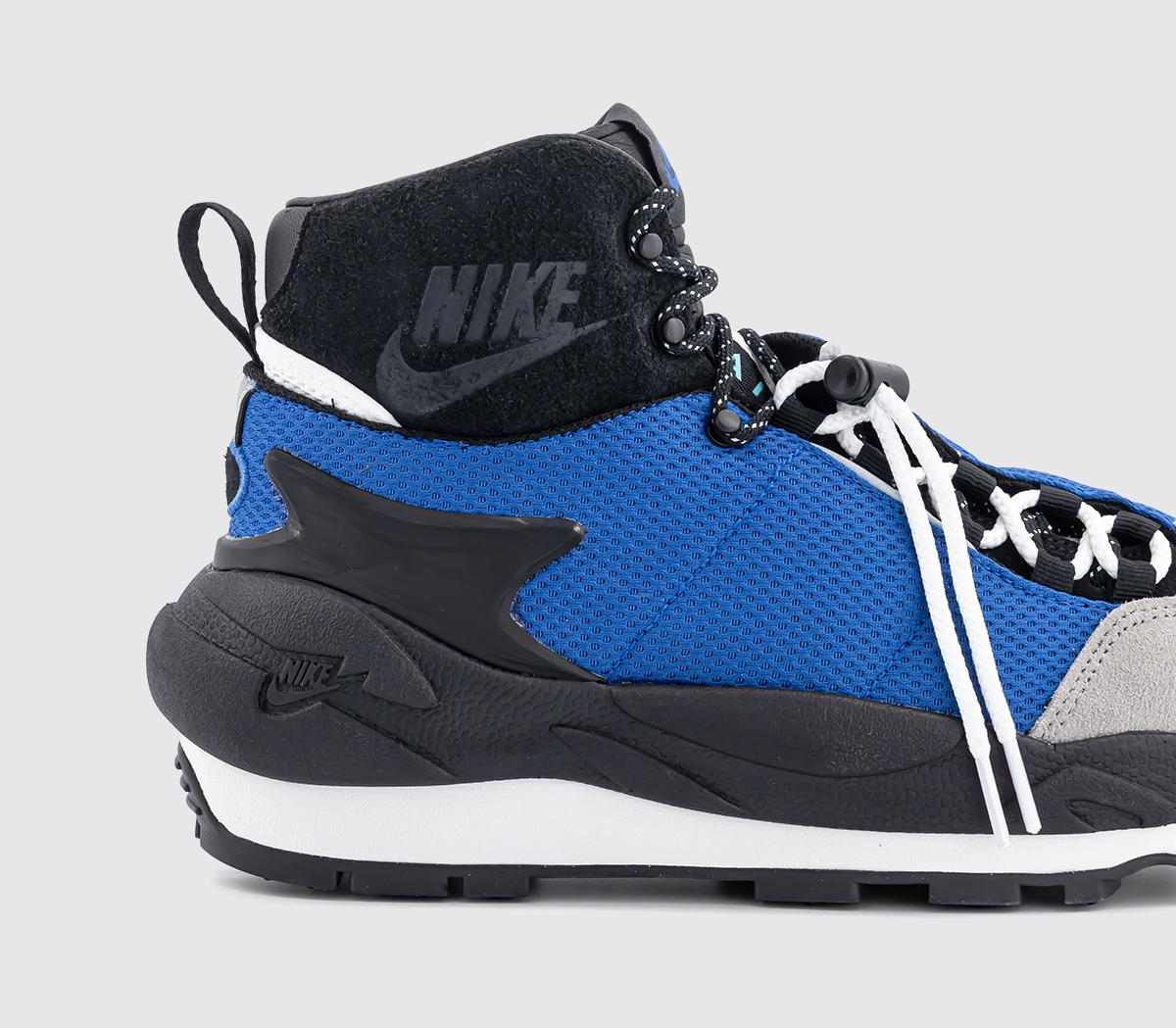 NikeNike Magmascape SPSacai Varsity Royal  Black Light Zen Grey