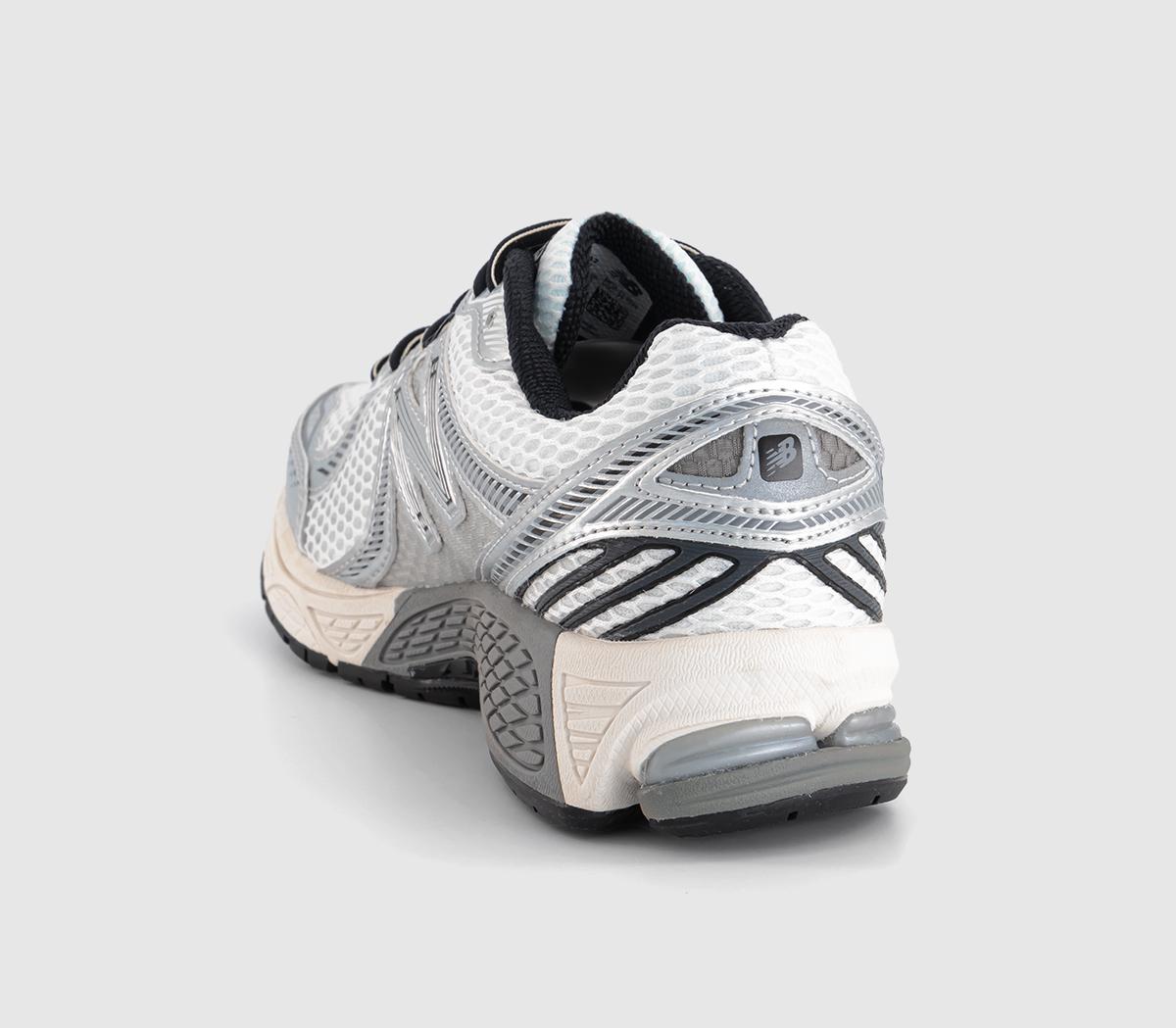 New Balance860v2 TrainersOptic White