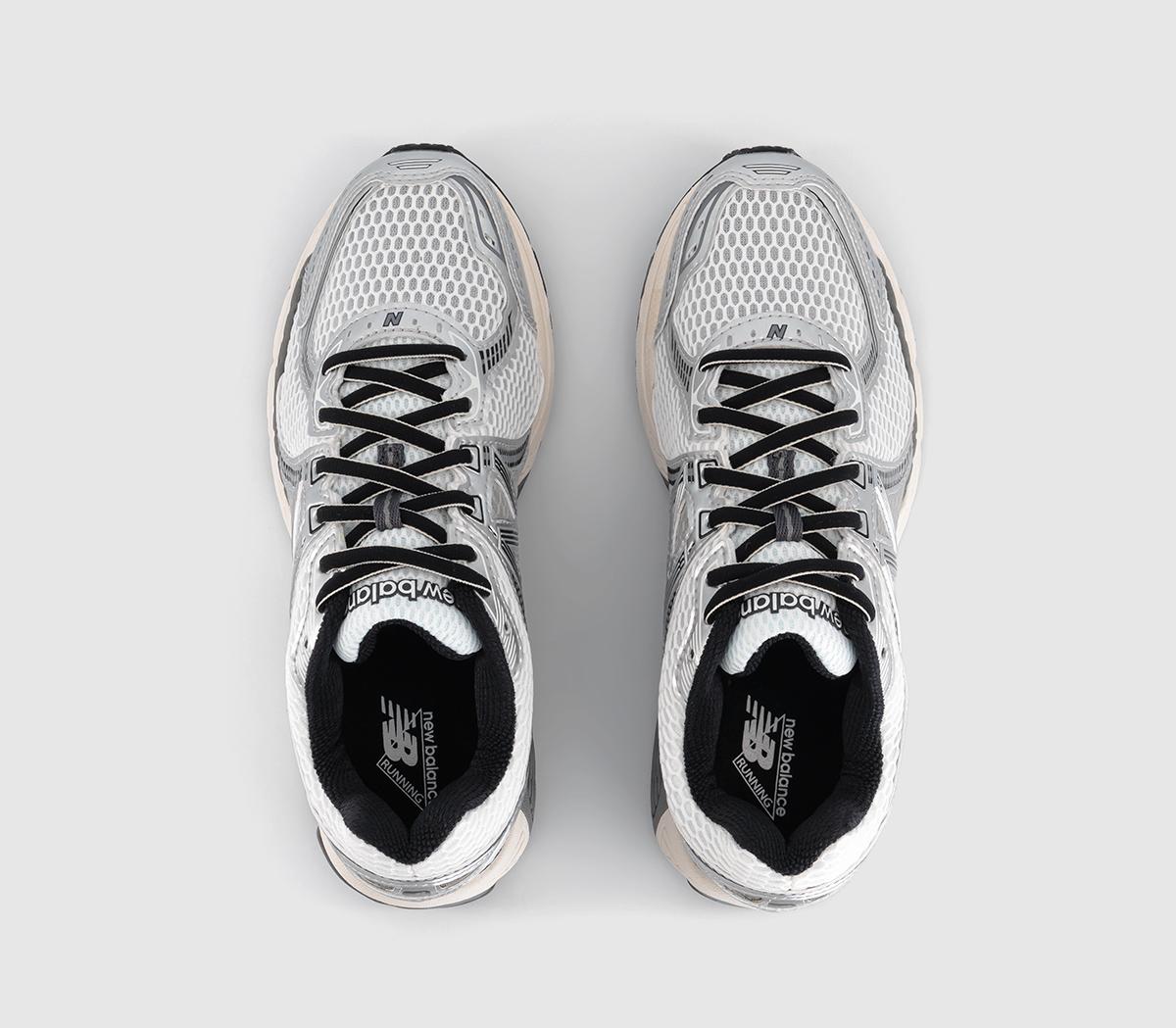 New Balance860v2 TrainersOptic White