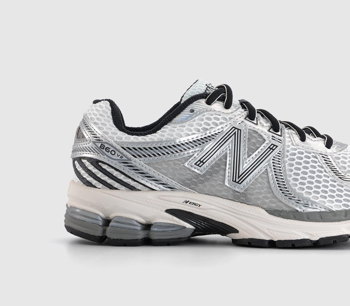 New Balance860v2 TrainersOptic White