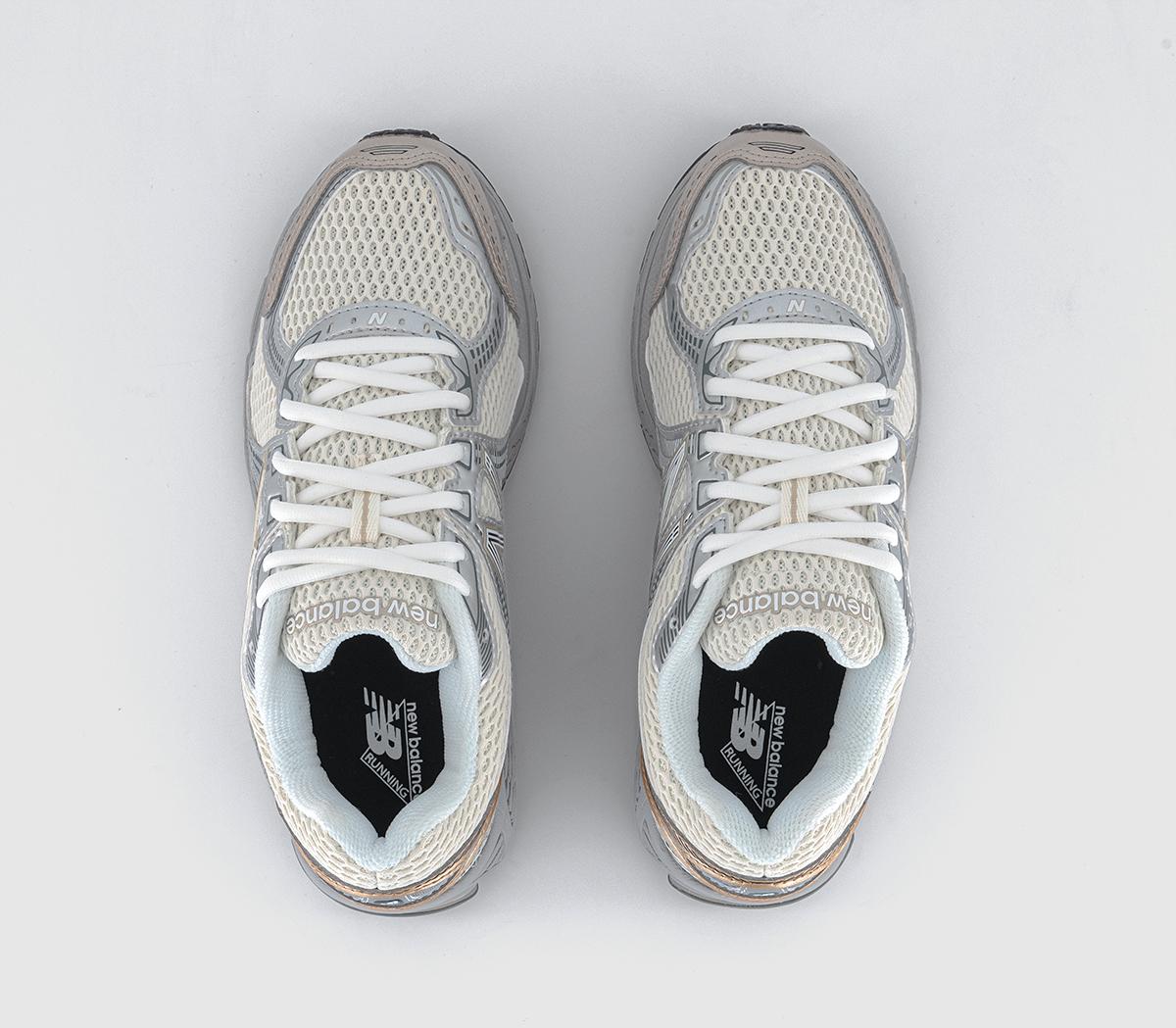New Balance860v2 TrainersWhite Silver Gold