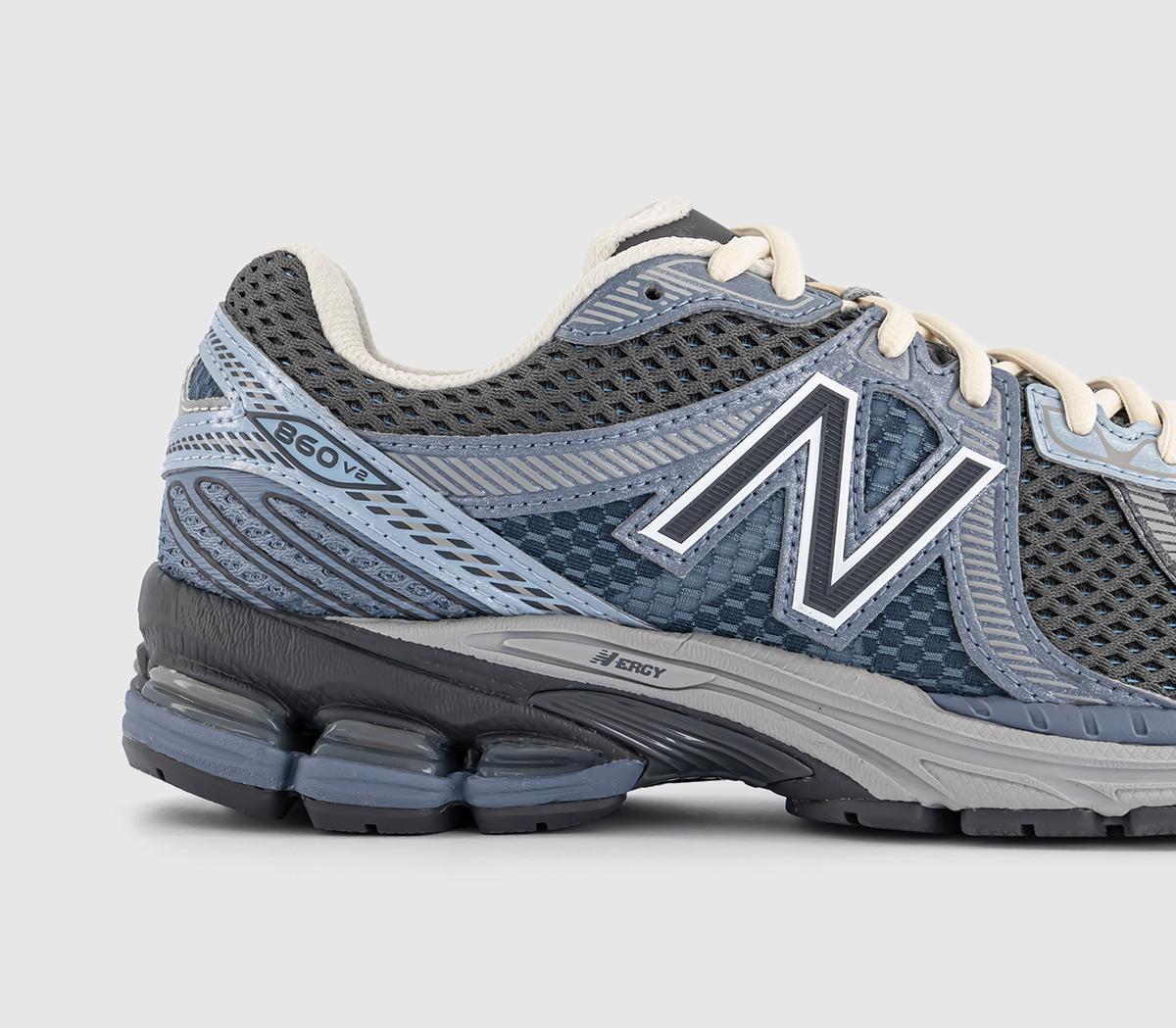 New Balance860V2 TrainersBlue