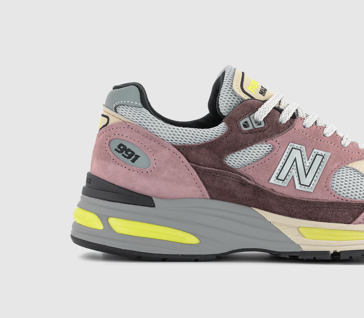 New Balance991V2 'Made in UK' TrainersRosewood Grey Black
