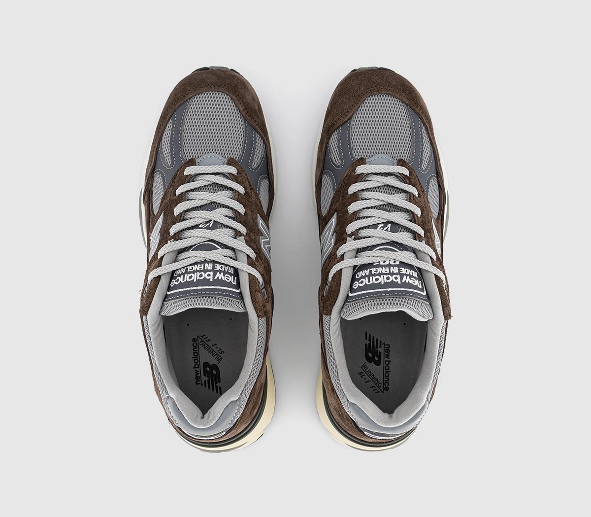 New Balance991V2 'Made in UK' TrainersBrown Cream White