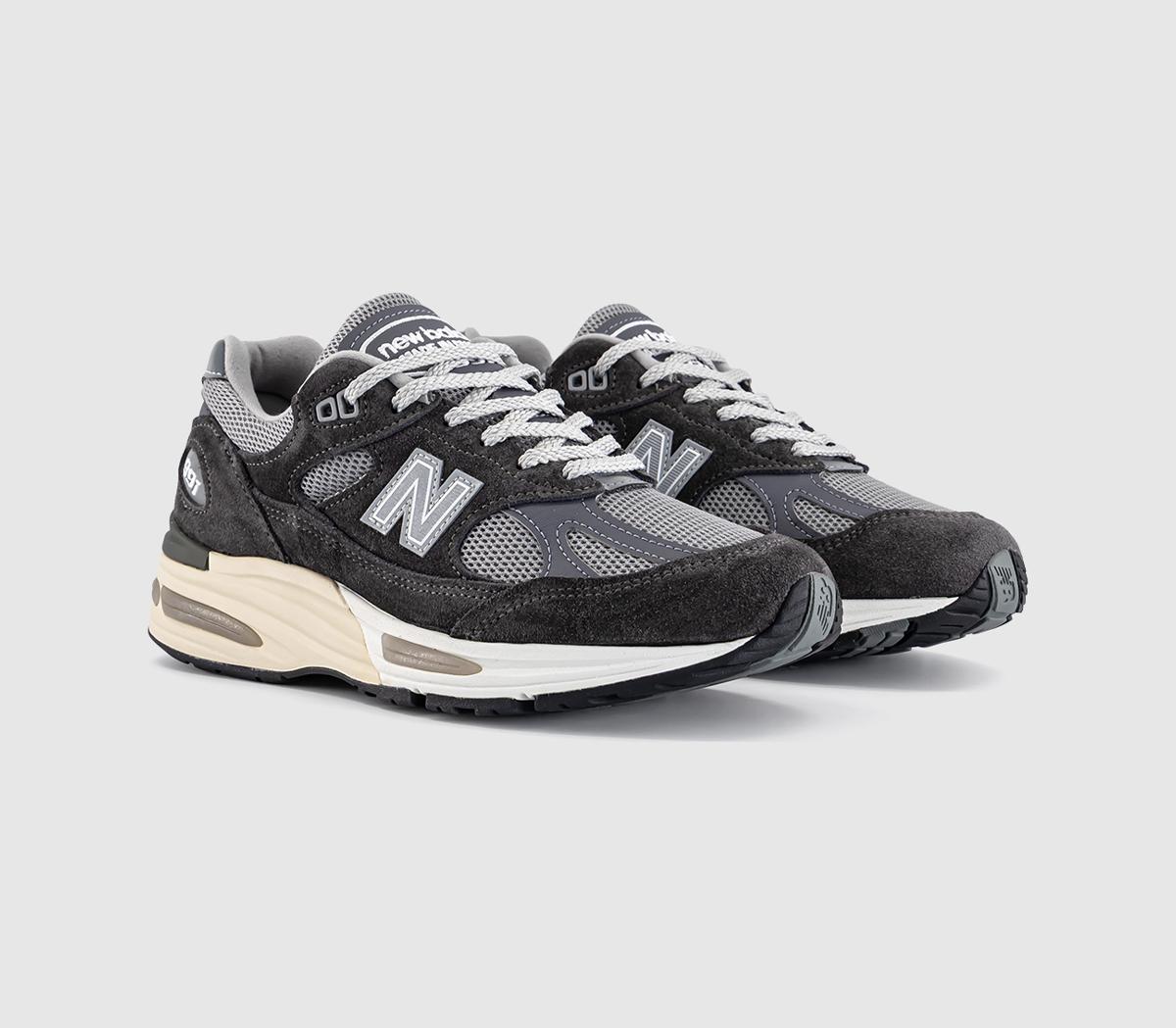 New Balance991v2 TrainersForged Iron Alloy Smoked Pearl