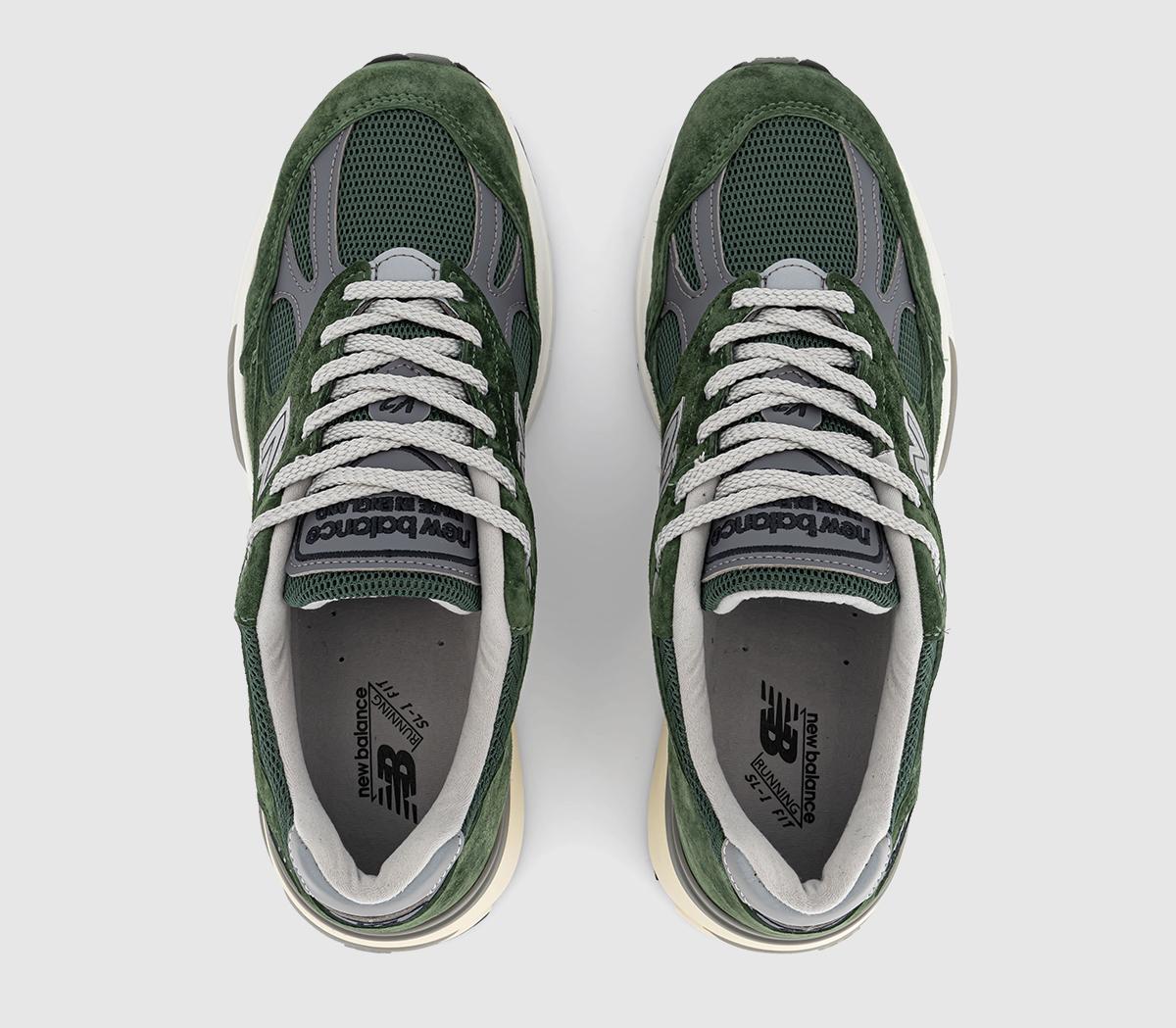 New Balance991V2 'Made in UK' TrainersGreen