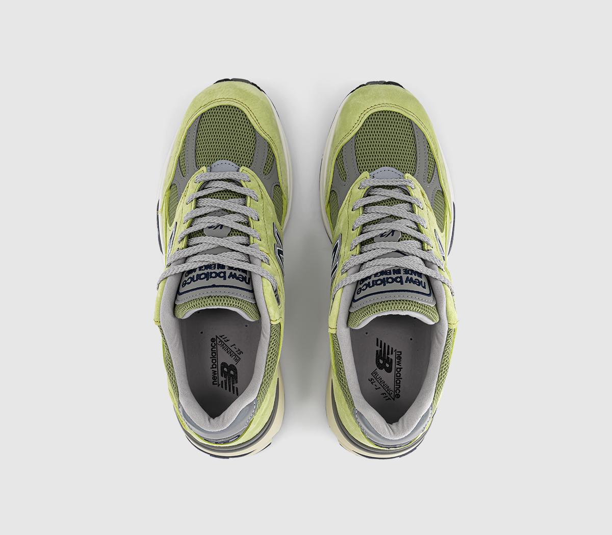 New Balance991v2 Made in UK TrainersGreen Banana Moss