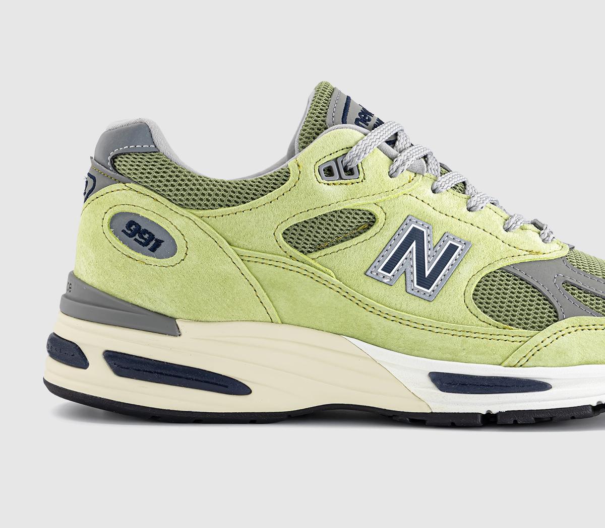 New Balance991v2 Made in UK TrainersGreen Banana Moss