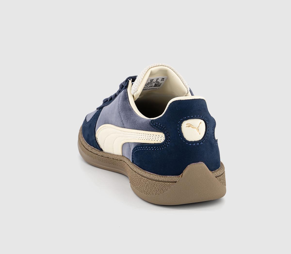 PUMASuperteam Velvet TrainersNavy