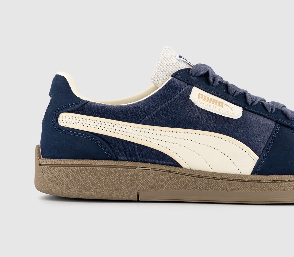 PUMASuperteam Velvet TrainersNavy
