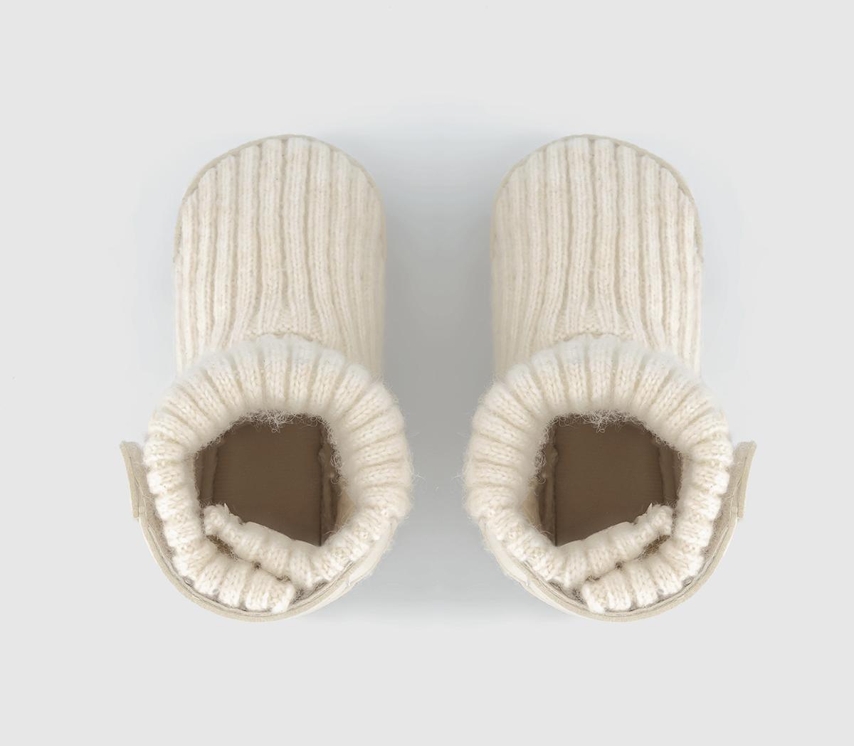 UGGSkylar Booties UGGSkylar BootiesCream