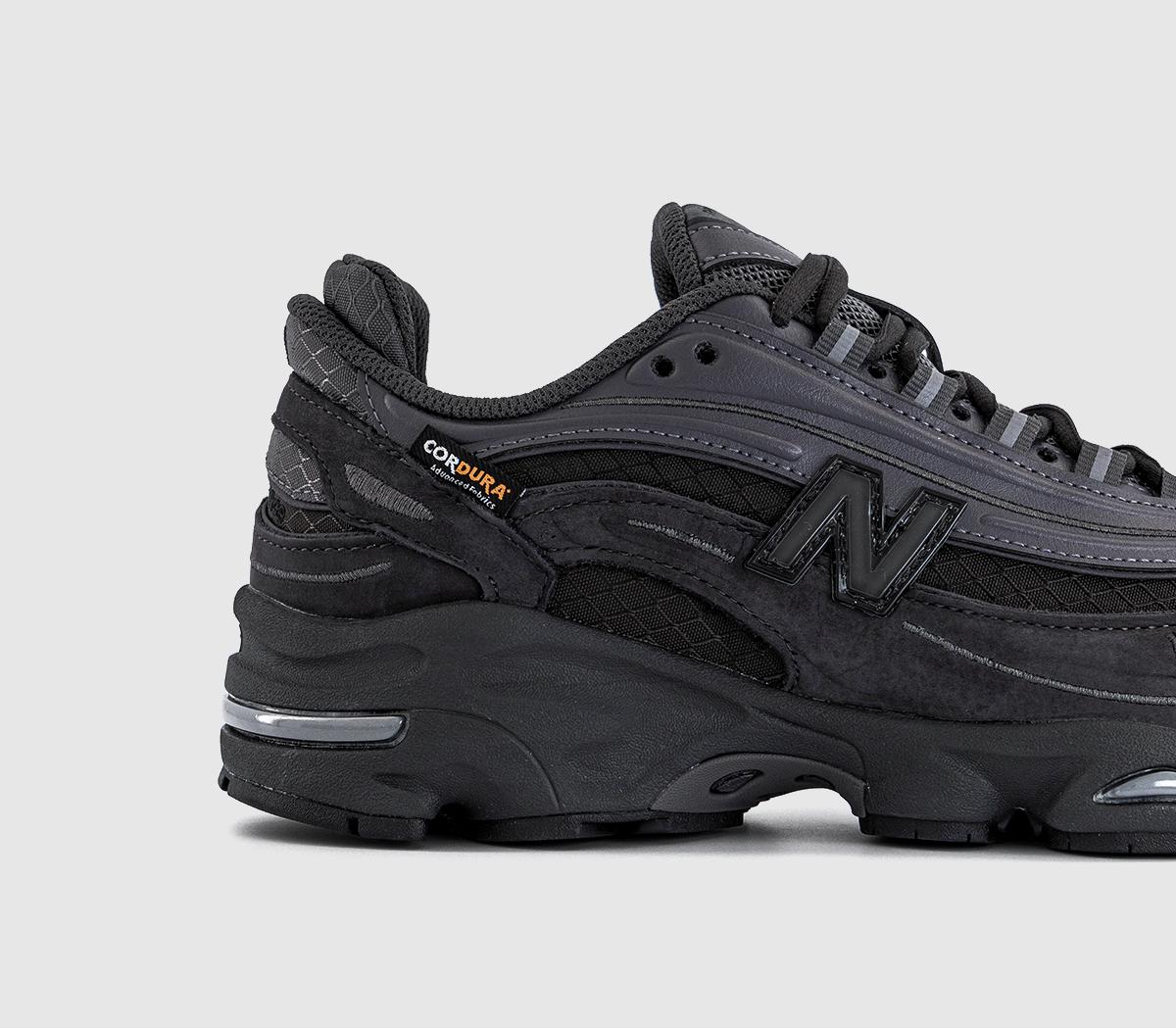 New Balance1000 TrainersBlack Cement