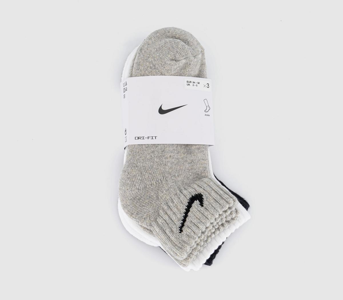 NikeTraining Ankle Socks 3 Pairs NikeTraining Ankle Socks 3 PairsWhite Black Oatmeal