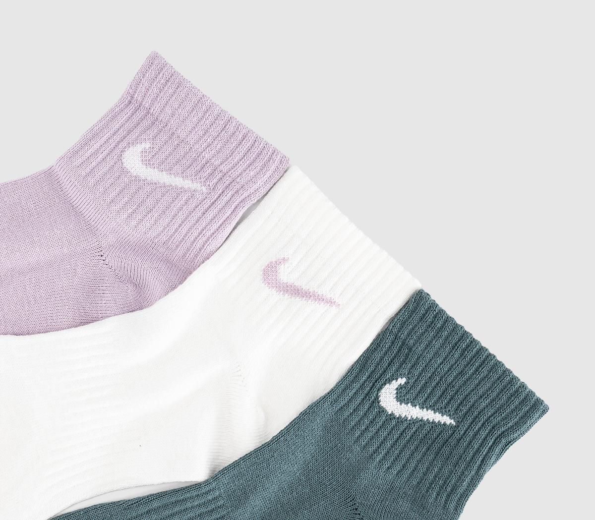 NikeTraining Ankle Socks 3 PairsPink Green