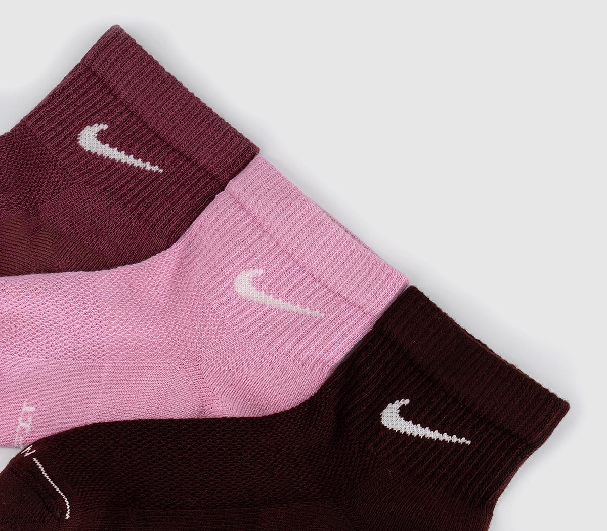 NikeTraining Ankle Socks 3 PairsPink Burg Off White