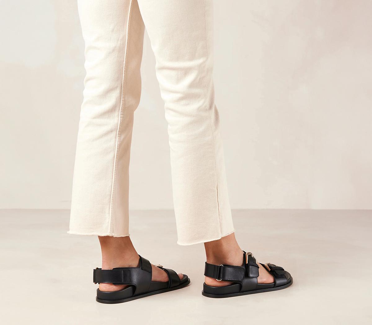 ALOHAS Leone Sandals ALOHAS Leone Sandals Black
