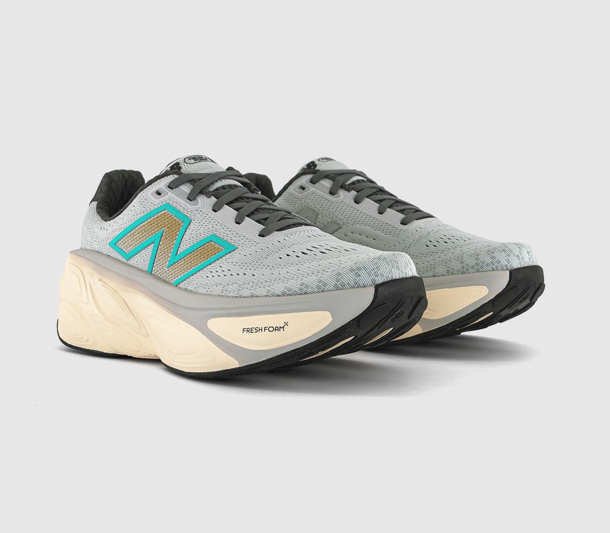 New BalanceFresh Foam X More V5 Trainers New BalanceFresh Foam X More V5 TrainersGrey Yellow