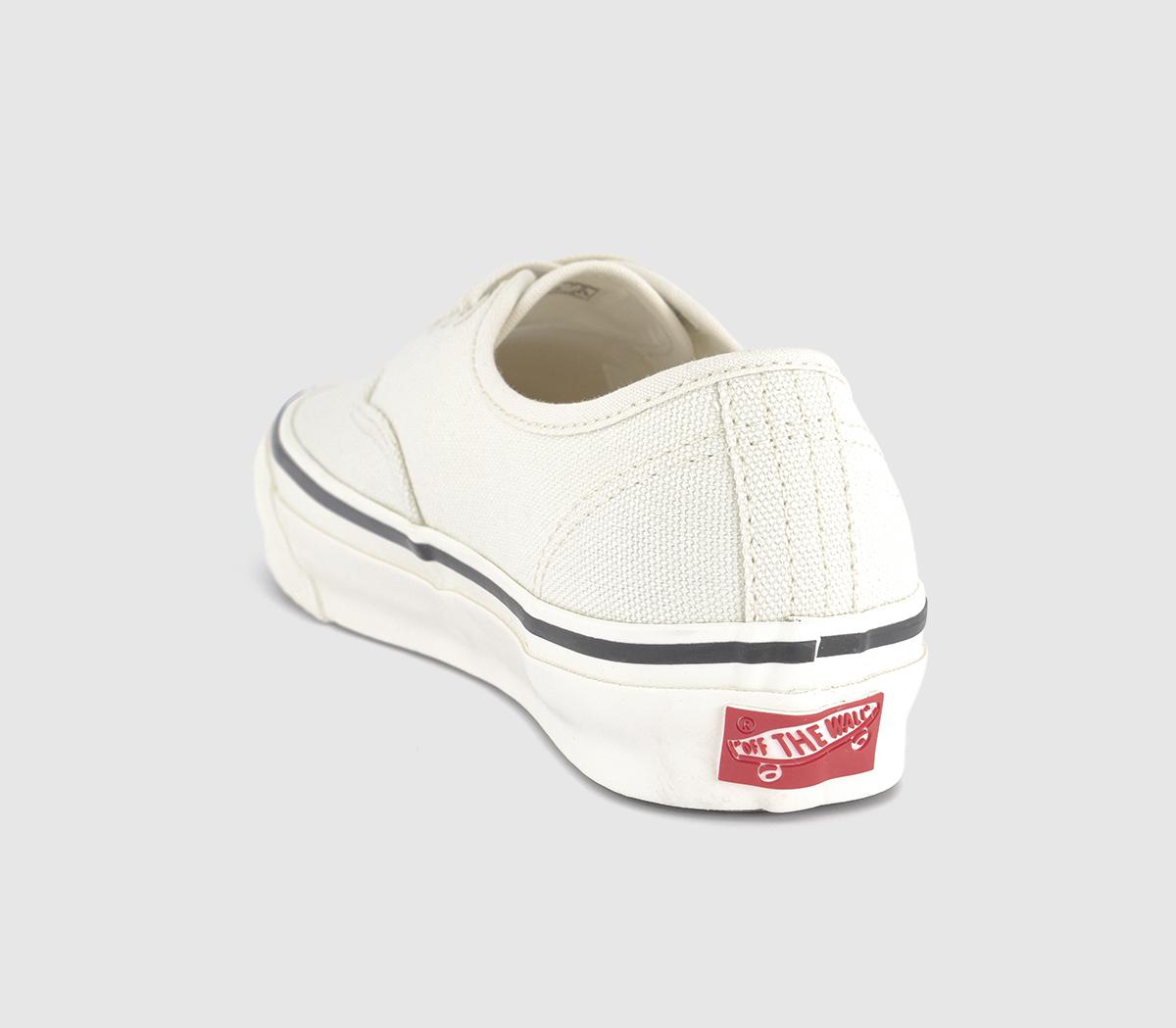 VansLX Authentic Reissue 44 Trainers VansLX Authentic Reissue 44 TrainersDuck Canvas Marshmallow