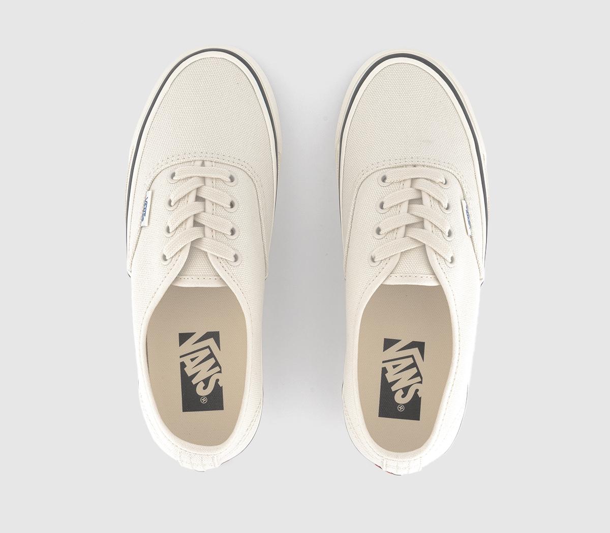 VansLX Authentic Reissue 44 Trainers VansLX Authentic Reissue 44 TrainersDuck Canvas Marshmallow