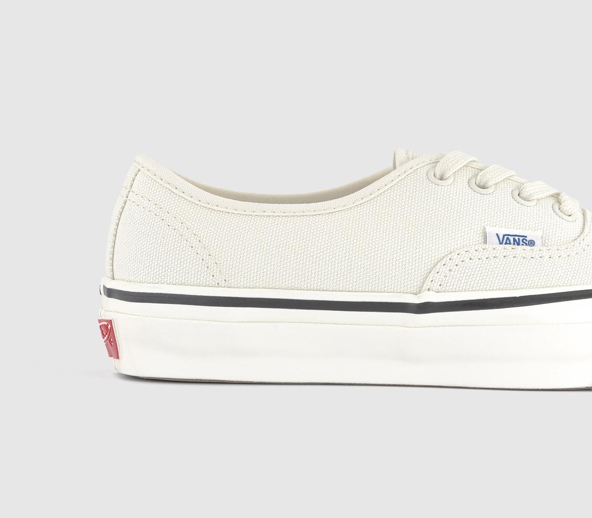 VansLX Authentic Reissue 44 Trainers VansLX Authentic Reissue 44 TrainersDuck Canvas Marshmallow