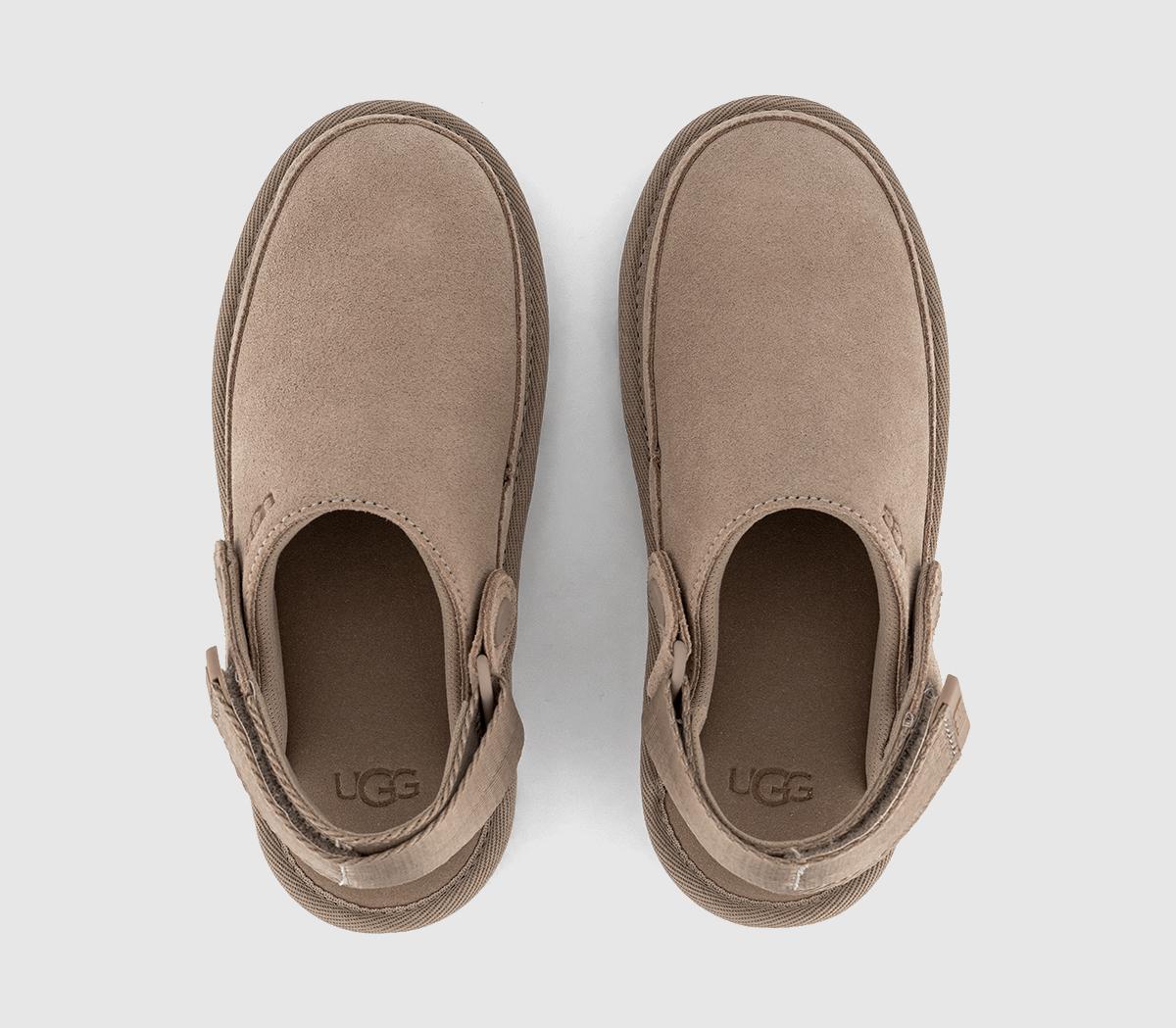 UGG Goldenstar Kids Clogs UGG Goldenstar Kids Clogs Sand