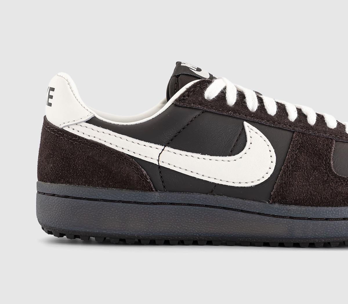 NikeNike Field General 82 SP Trainers NikeNike Field General 82 SP TrainersVelvet Brown Sail