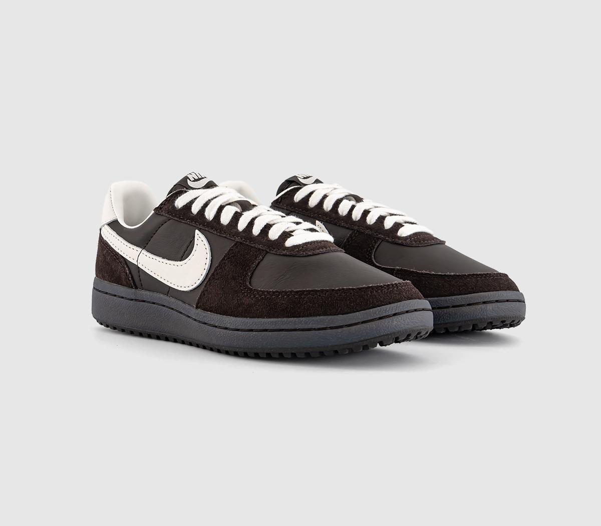 NikeNike Field General 82 SP Trainers NikeNike Field General 82 SP TrainersVelvet Brown Sail