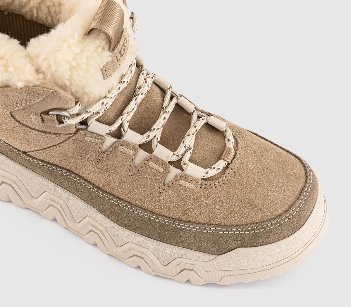 UGGTerretrail Cozy Lace Up Boots UGGTerretrail Cozy Lace Up BootsSand