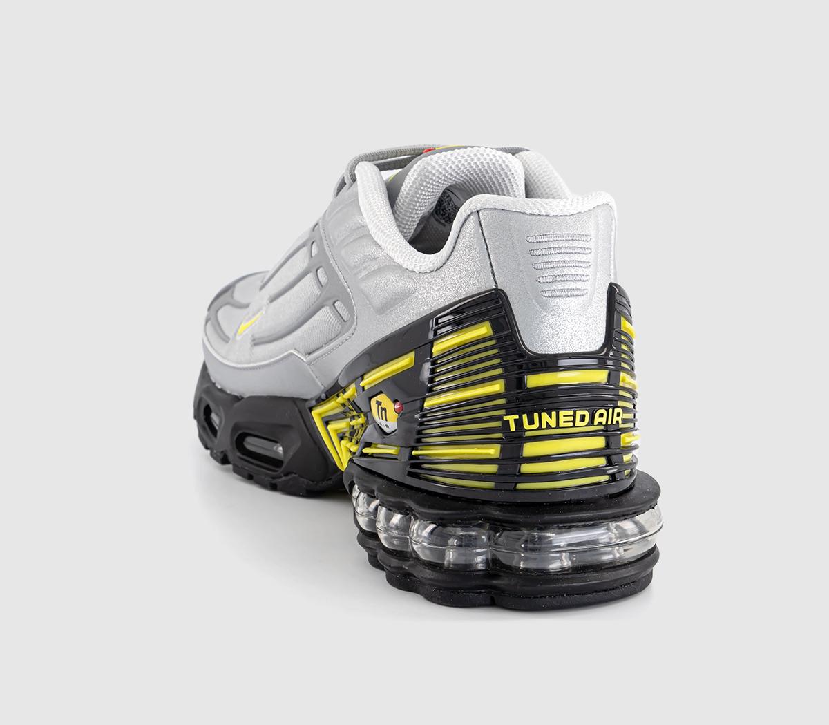 Opti Yellow Nike Air Max Plus All Grey Nike Air Max Plus Metallic