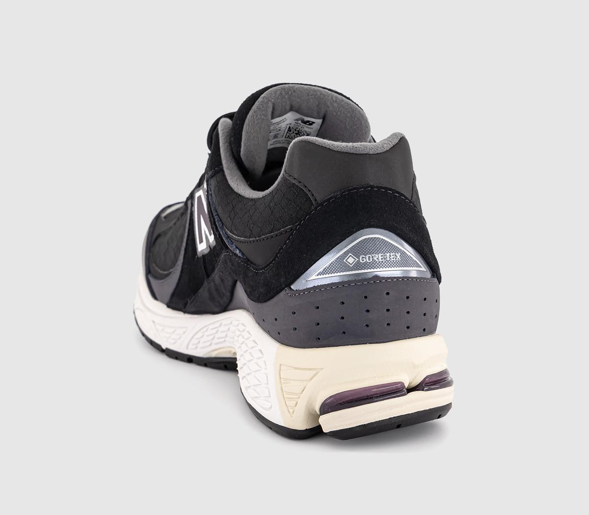 New Balance2002 Gore-Tex TrainersBlue