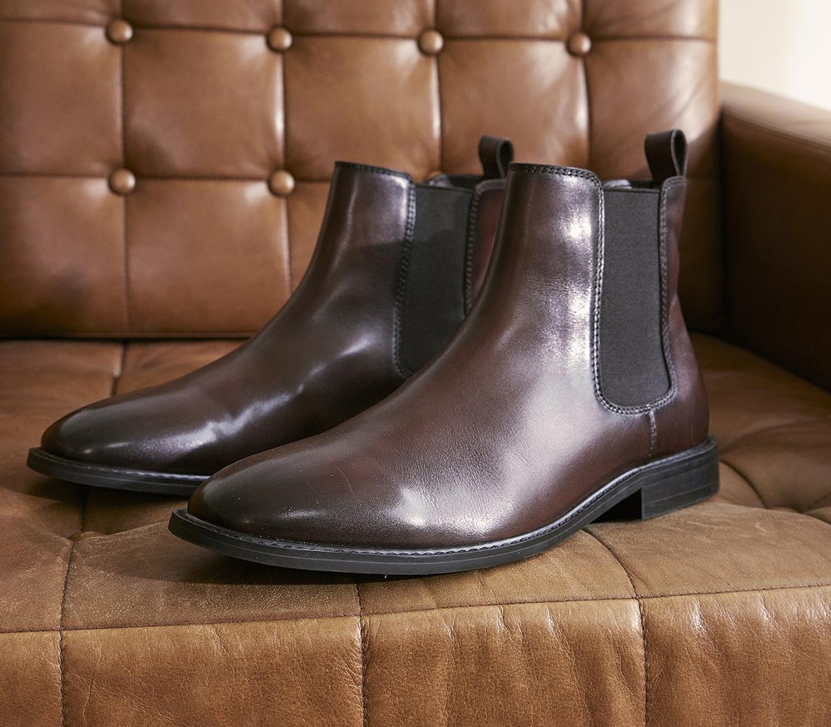 OFFICEBroadway Chelsea Boots OFFICEBroadway Chelsea BootsBrown Leather