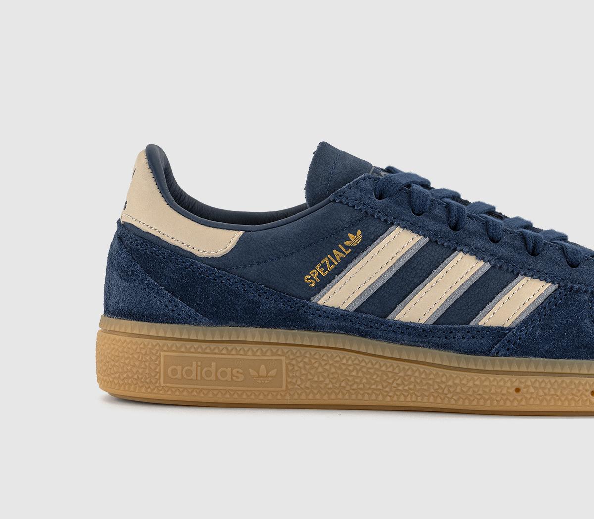 adidasHandball Spezial WM TrainersCollegiate Navyclear Brownnight Indigo