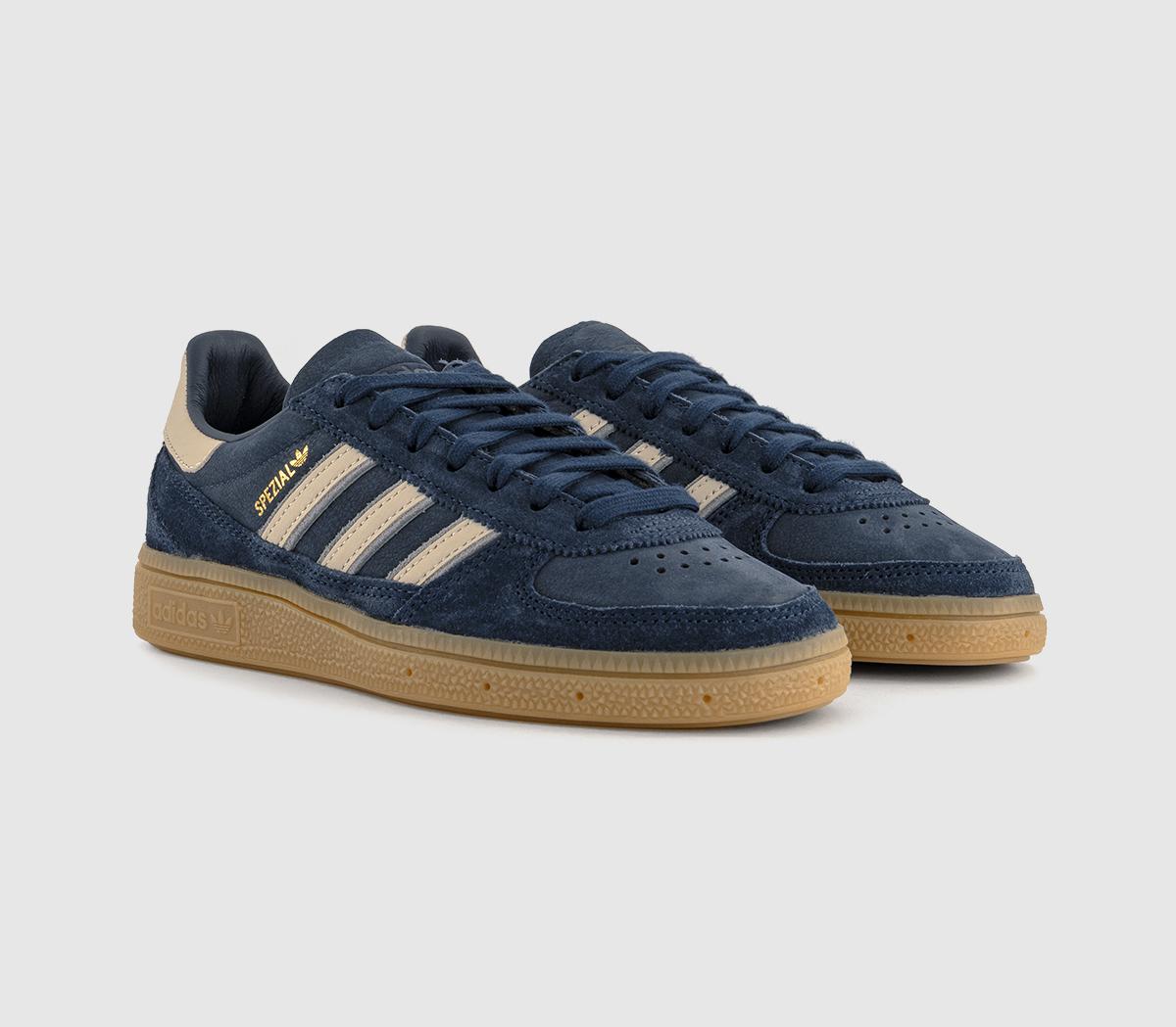 adidasHandball Spezial WM TrainersCollegiate Navyclear Brownnight Indigo