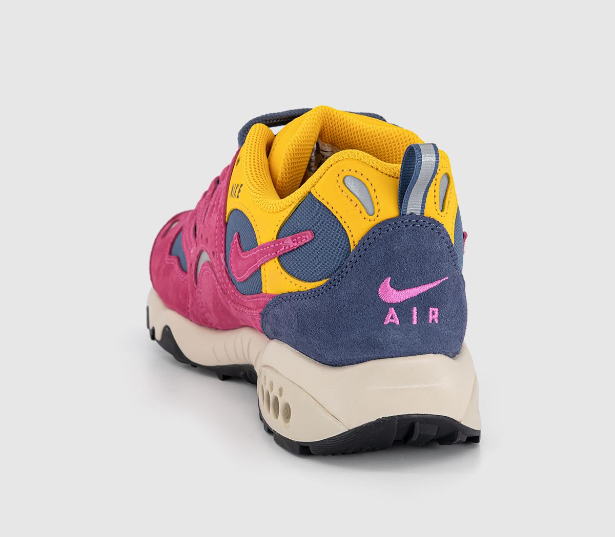 NikeNike Air Terra Humara SP TrainersAlchemy Pink Alchemy Pink Sanddrift