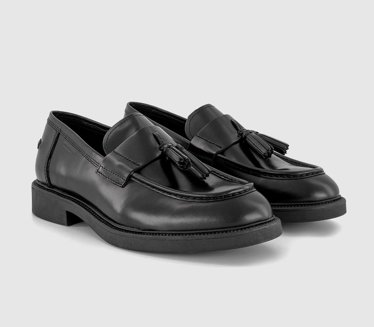 Vagabond ShoemakersAlex Tassel Loafers Vagabond ShoemakersAlex Tassel LoafersBlack Polished Leather